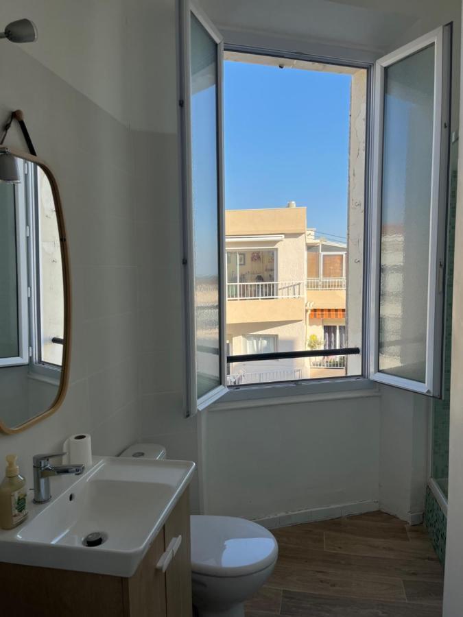 Appartement Hyeres - Centre Ville 3 Chambres 6 Personnes 4Eme Etage Escalier - Sebastien Claire Eksteriør bilde